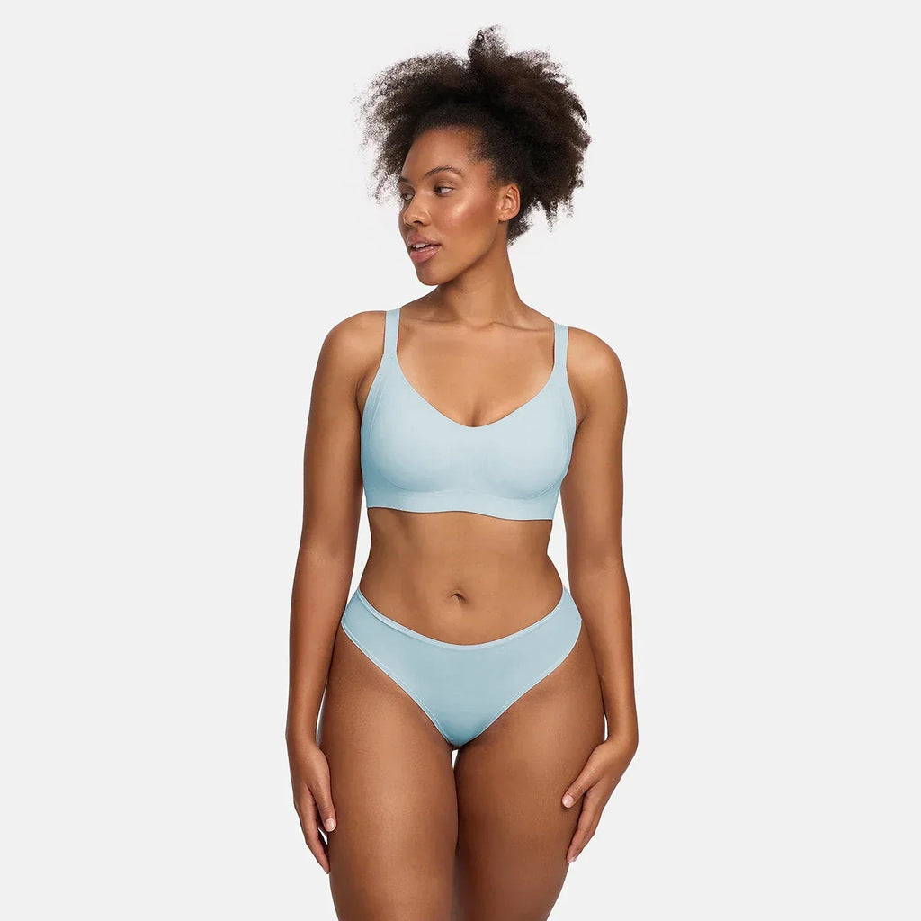 Seamless Essential String