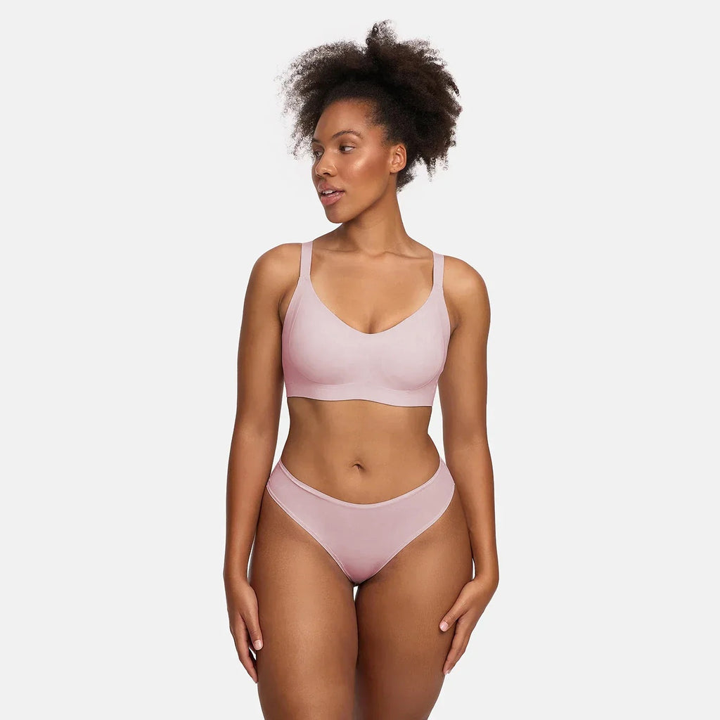 Seamless Essential String