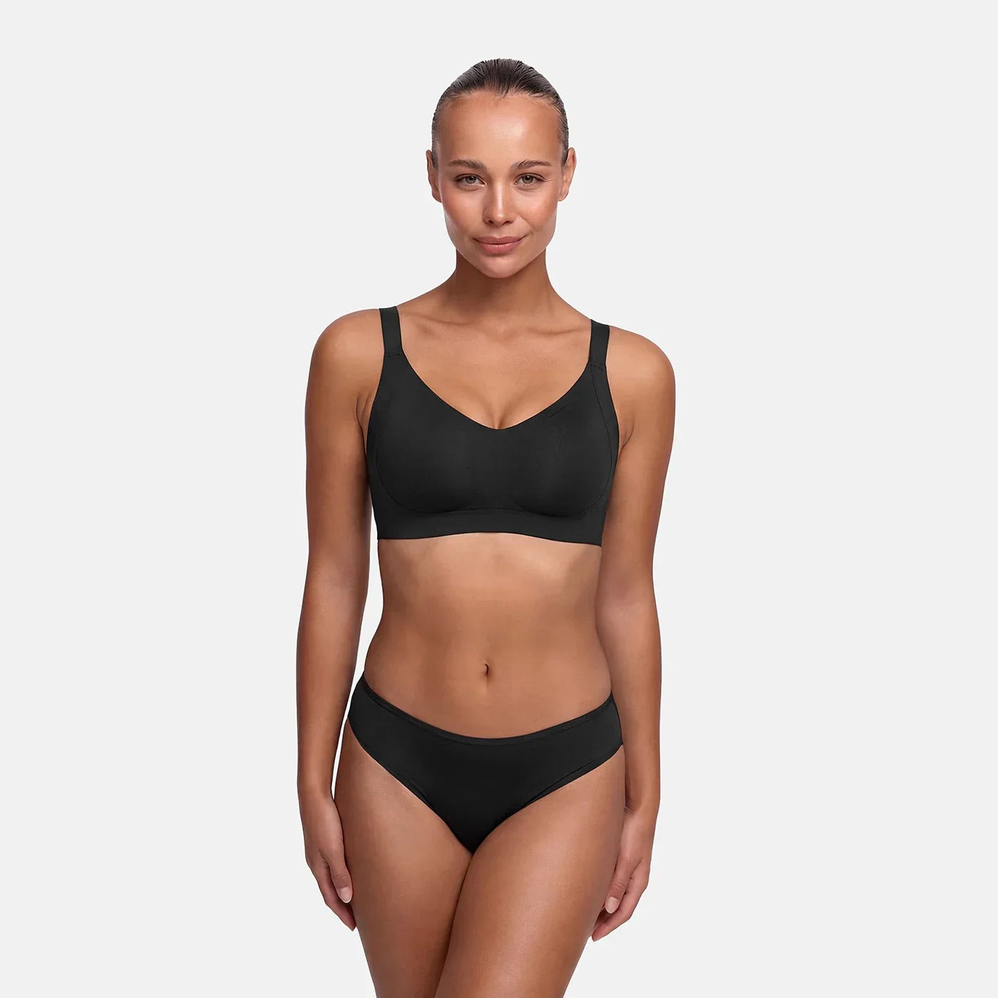 Seamless Essential String